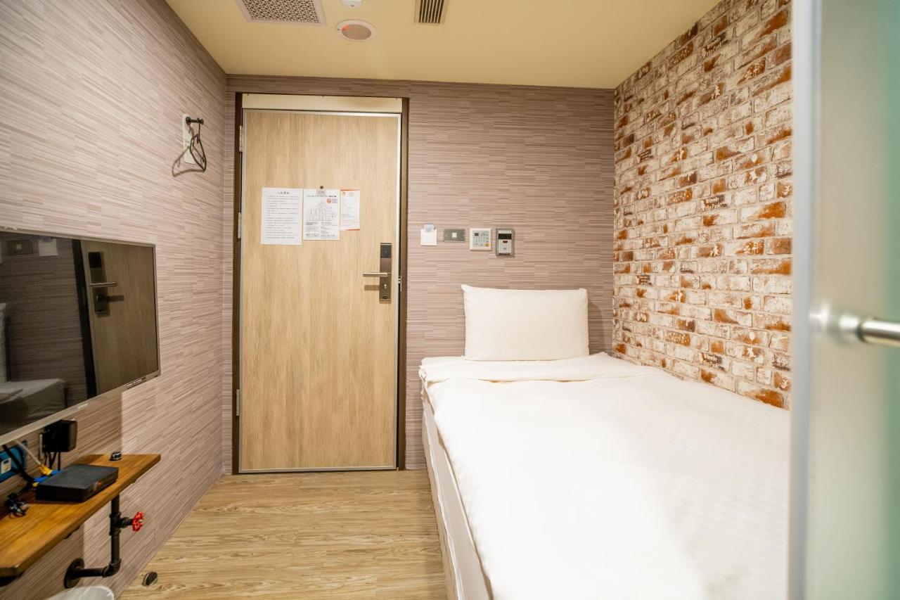 The Cole Hotel Taipei Exterior photo