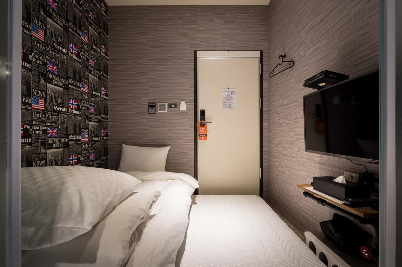 The Cole Hotel Taipei Exterior photo